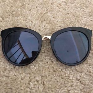 Francesca’s Black and Gold Sunglasses